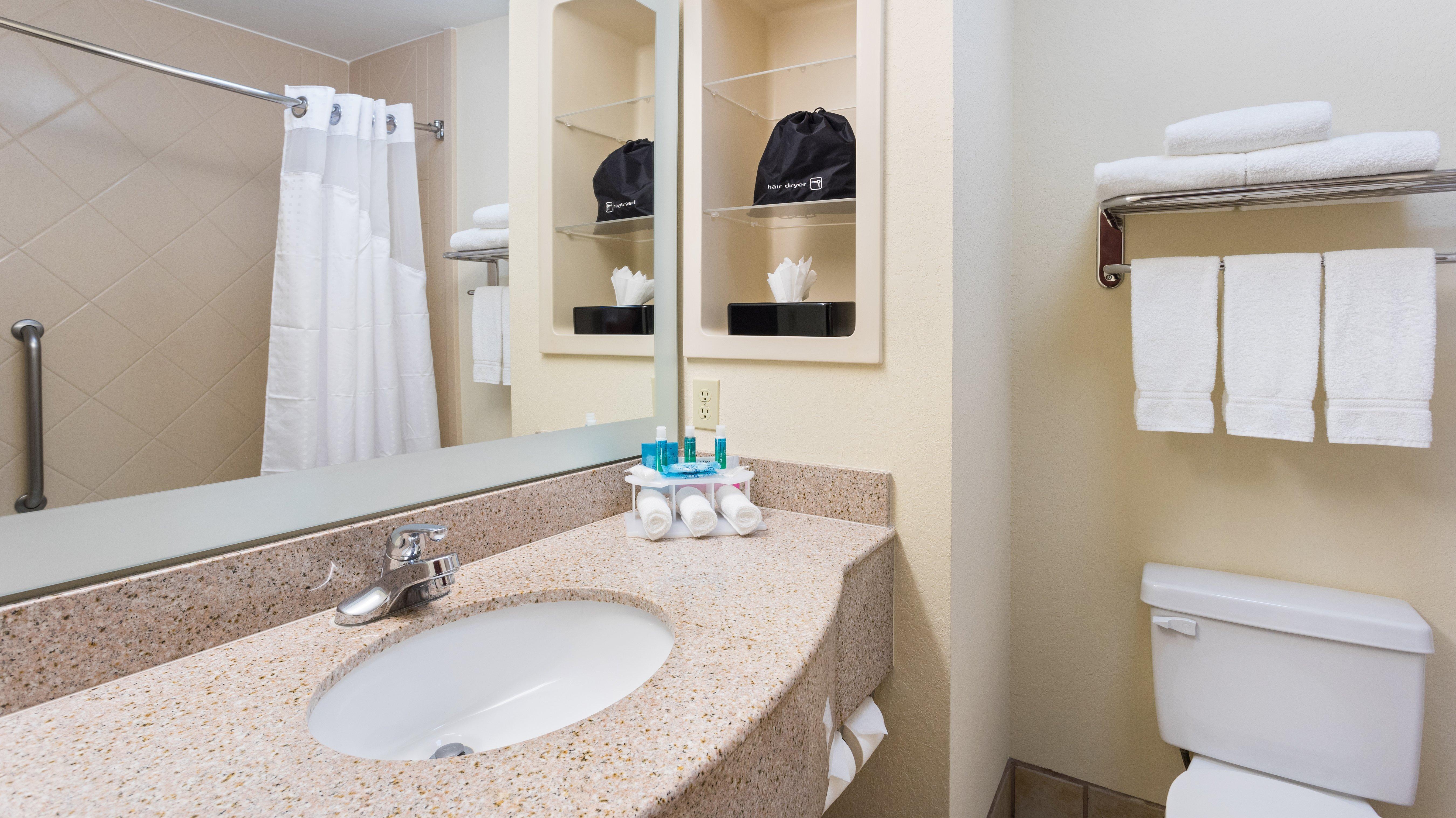Holiday Inn Express & Suites Midland Loop 250 By Ihg Bagian luar foto