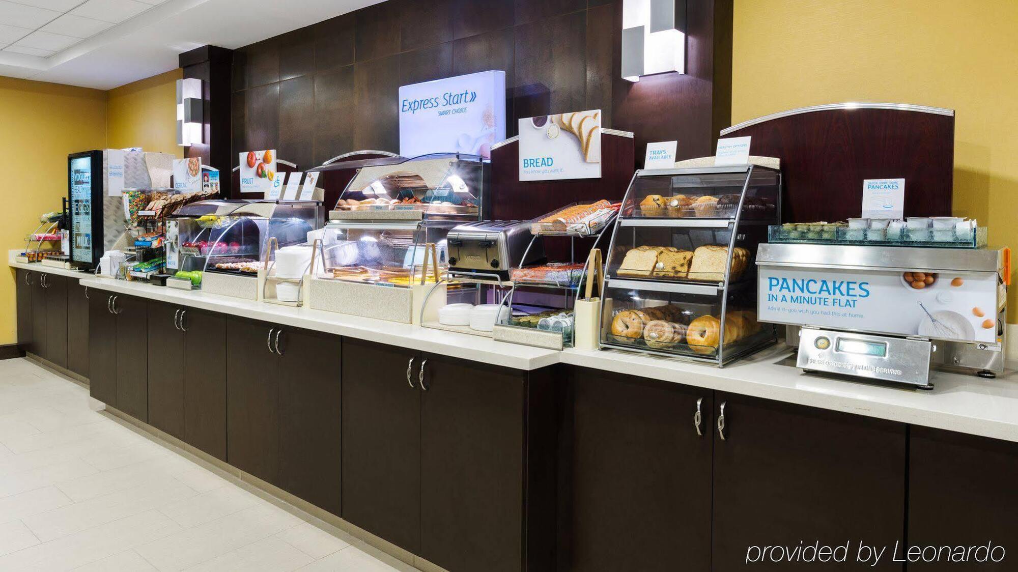 Holiday Inn Express & Suites Midland Loop 250 By Ihg Bagian luar foto